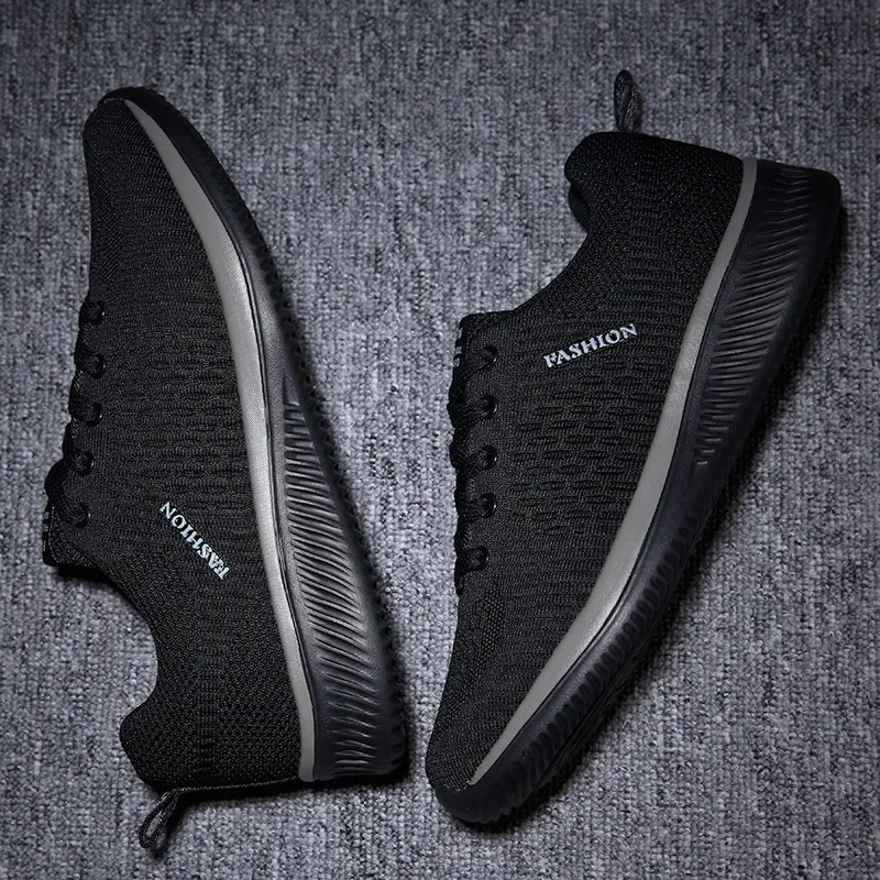 Men's Sneakers Knitted Light Sports Shoes Woman Fashion Couple Casual Running Shoes