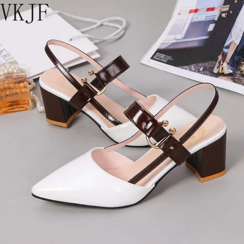 

2023 Sandals Women's Summer New Pointy Chunky Sandals Large Size Women's Fashion Woman Shoes Sandals Women