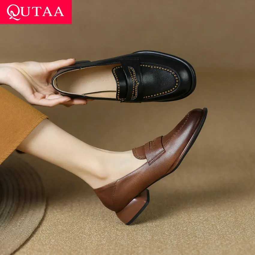 

QUTAA/2023 г. Женские туфли-лодочки из натуральной кожи на низком каблуке с круглым носком весенне-летняя Классическая Повседневная Офисная Женская обувь размеры 34-39