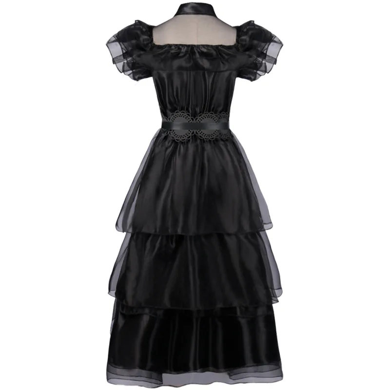 Черное платье для взрослых с женской юбкой на Хэллоуин