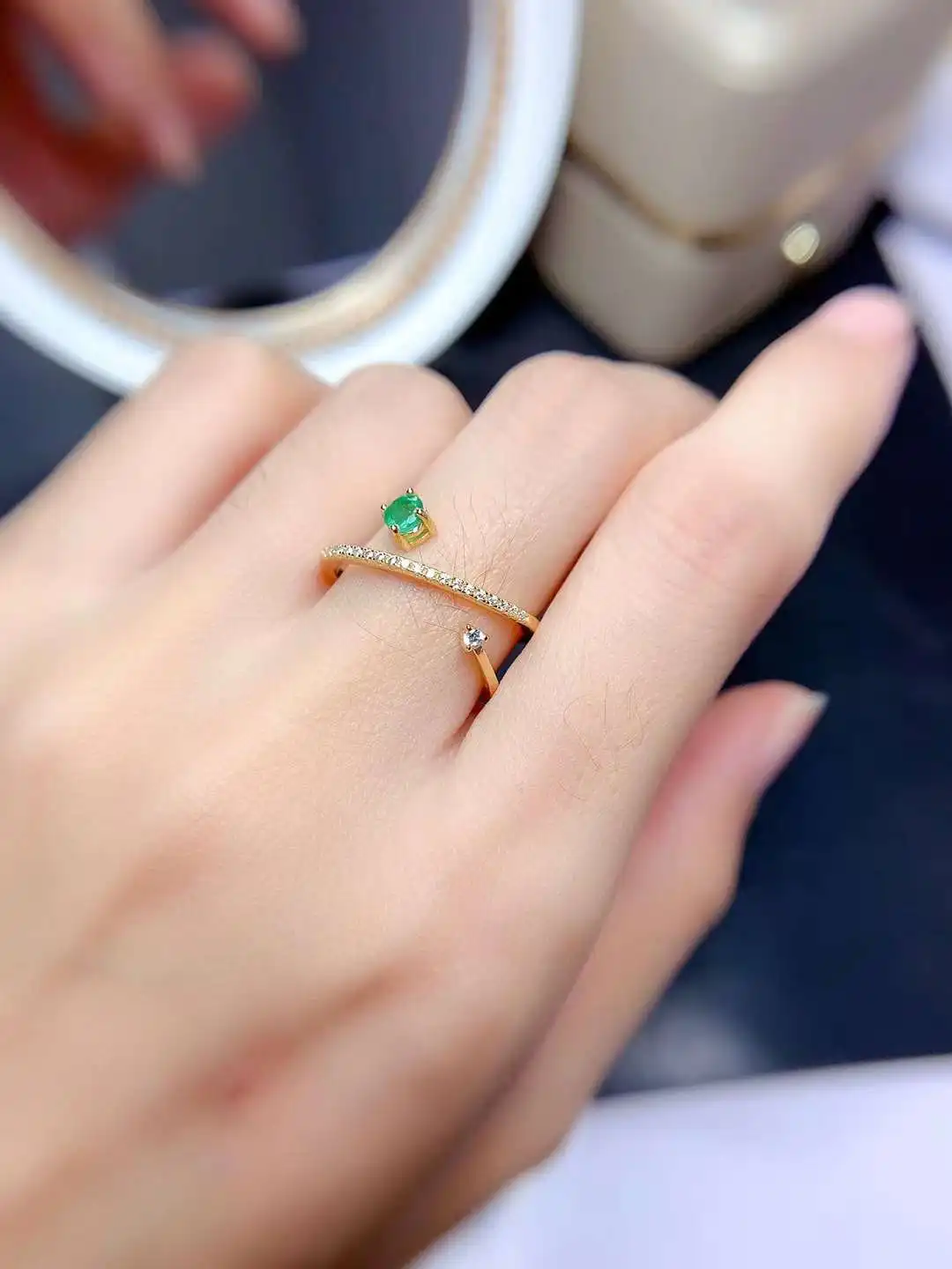 

Elegant lovely delicate Slender Adjustable Natural gem stone Ring Natural green emerald ring S925 silver women's girl Jewelry