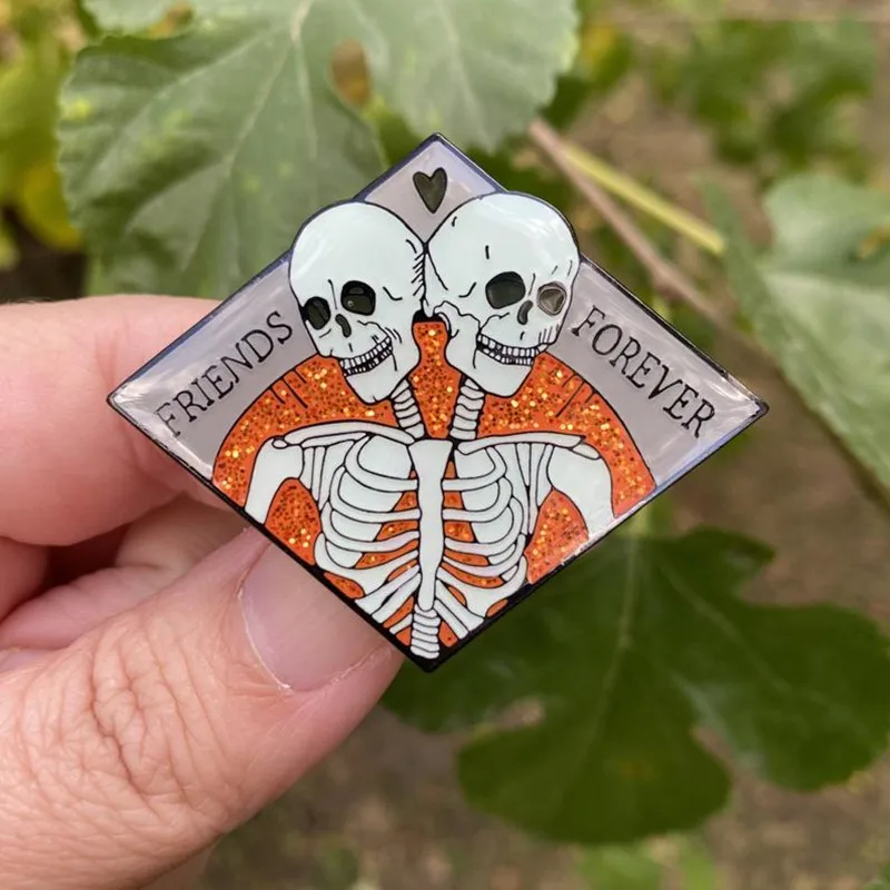 

Twin Skeleton Friends Forever Glitter Brooch Metal Badge Lapel Pin Jacket Jeans Fashion Jewelry Accessories Gift
