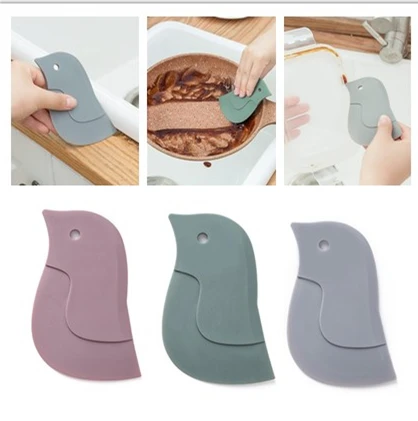 

1PC Multi-function Oil Scraper Cartoon Kitchen Bathroom Stove Dirt Decontamination Scraper Cake Baking Tool Oil Plate Scraper