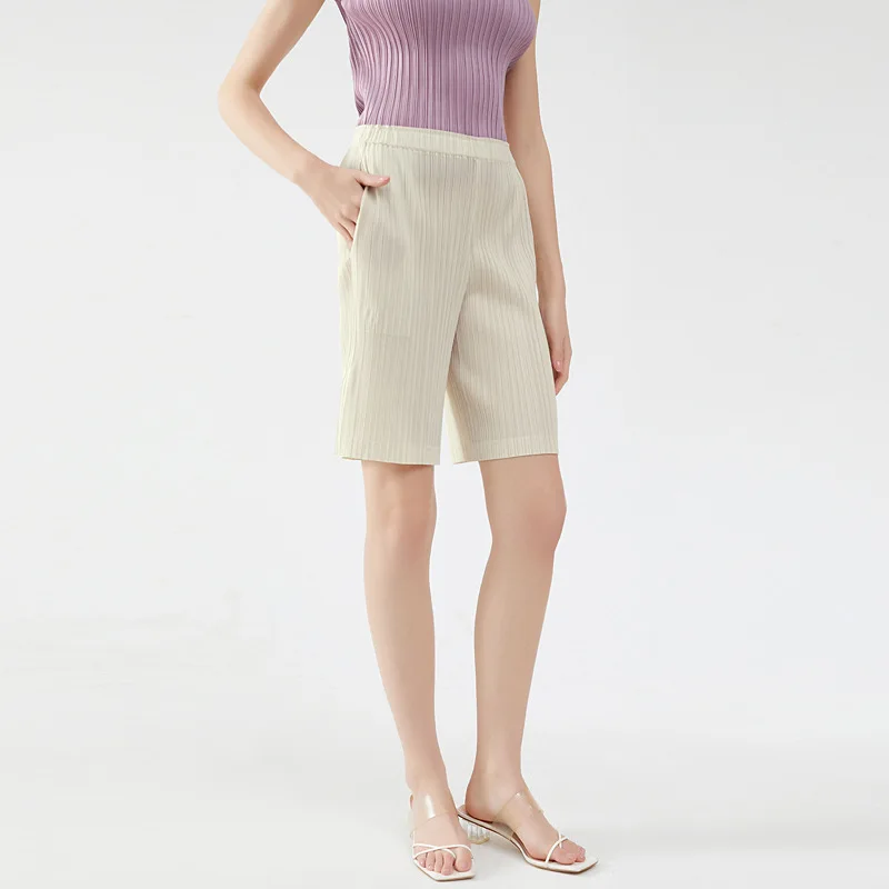 2023 Summer Cool New Fashion Design Solid Color Pleated Shorts Pocket Slim Basic Casual Pants for Women