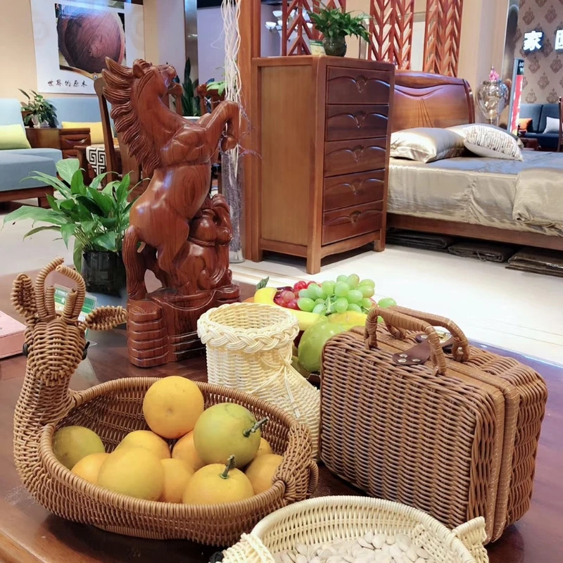 

Vintage Storage Case Handmade Rattan Woven Suitcase Makeup Cosmetic Travel Picnic Luggage Sundries Organizer Box