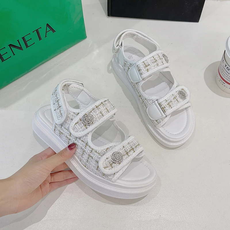 Women's Designer Brand Roman Fragrance Sandals 2023 Summer New Fashion British Wind Sewing Thread Slippers Casual Platform Shoes