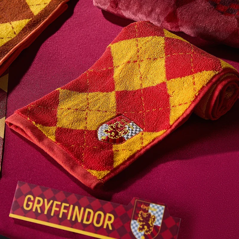 

MINISO Полотенце Гарри Поттер Хлопок Гриффиндор