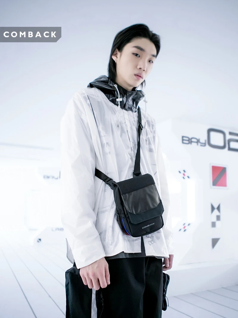 

COMBACK 22AW Casual Mobile Phone Bag Multi-Functional Sports Coin Purse High Street Shoulder Bags Streetweart