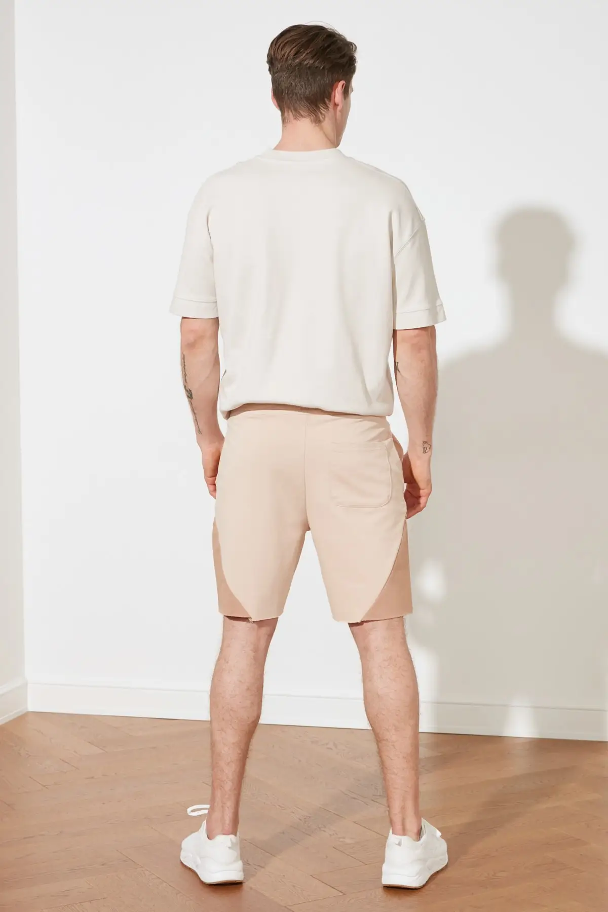 

Trendyol Men 'S Regular Fit Shorts & Bermuda TMNSS21SR0343