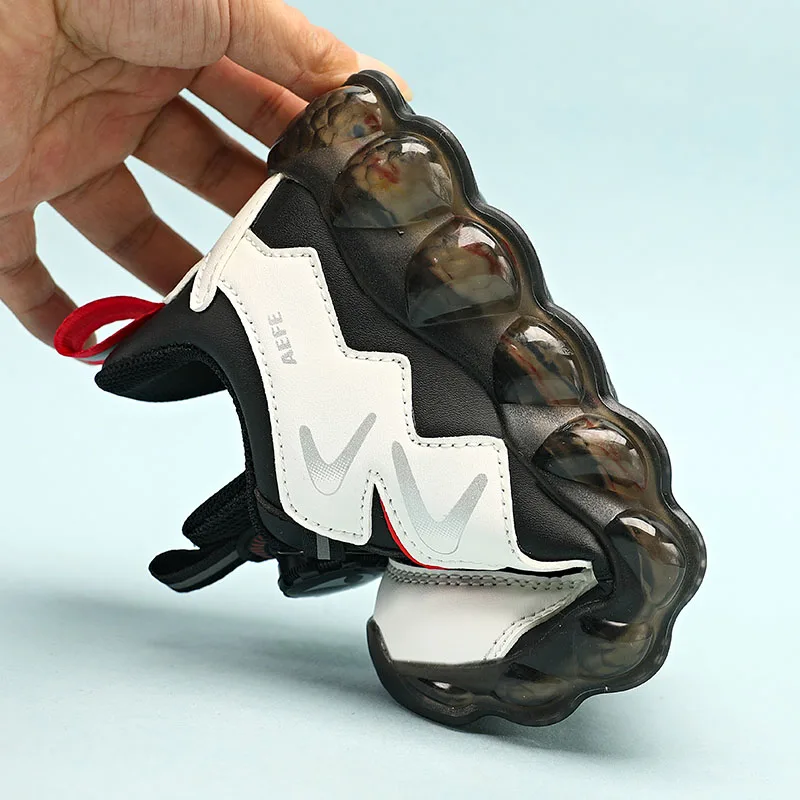 Kids Shoes 2022 Winter Keeping Children's Sneakers with Rotating Buckles Skid Resistant Light Casual Children's Shoes Sneakers