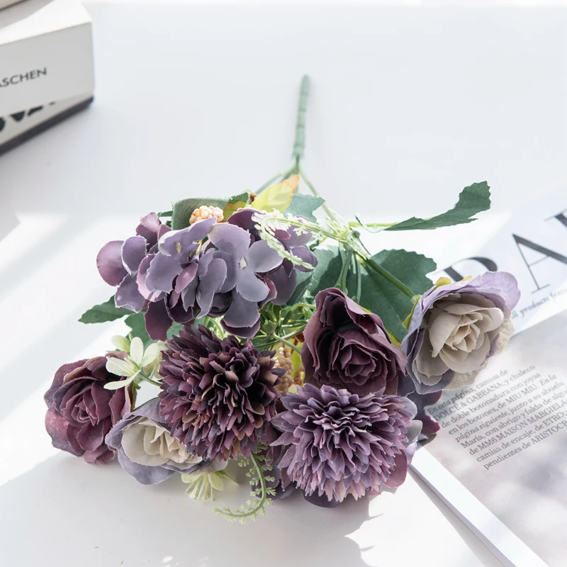 

Artificial Flowers 30CM Silk Roses Wedding Wreath Brial Bouquet Vase HomeRoom Decor Festival Garland Scrapbooking FakeHydrangea