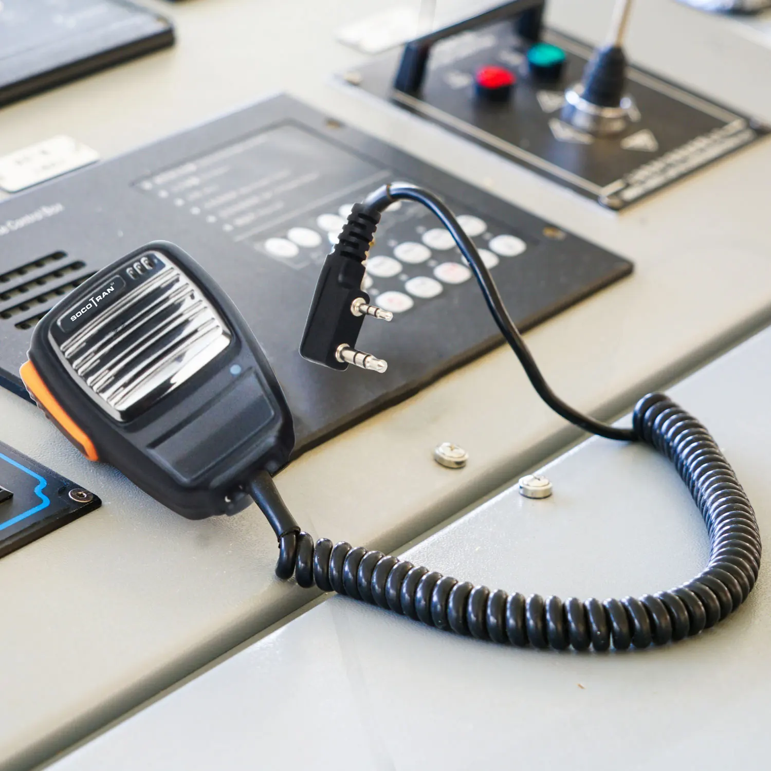 SOCOTRAN walkie talkie Remote Speaker Microphone K plug with Audio Jack for Socotran SC-308 SC-508 SC-600 (RSM-K01)