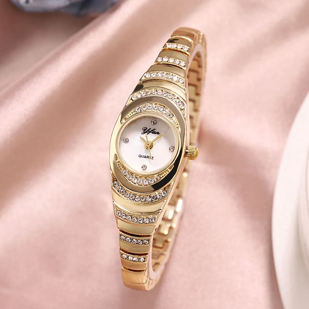 

Women Bracelet Watch Rose Gold Fashion Luxury Stainless Steel Wrist Watch Rhinestone Ellipse Creative Ladies Dress Quartz Watch