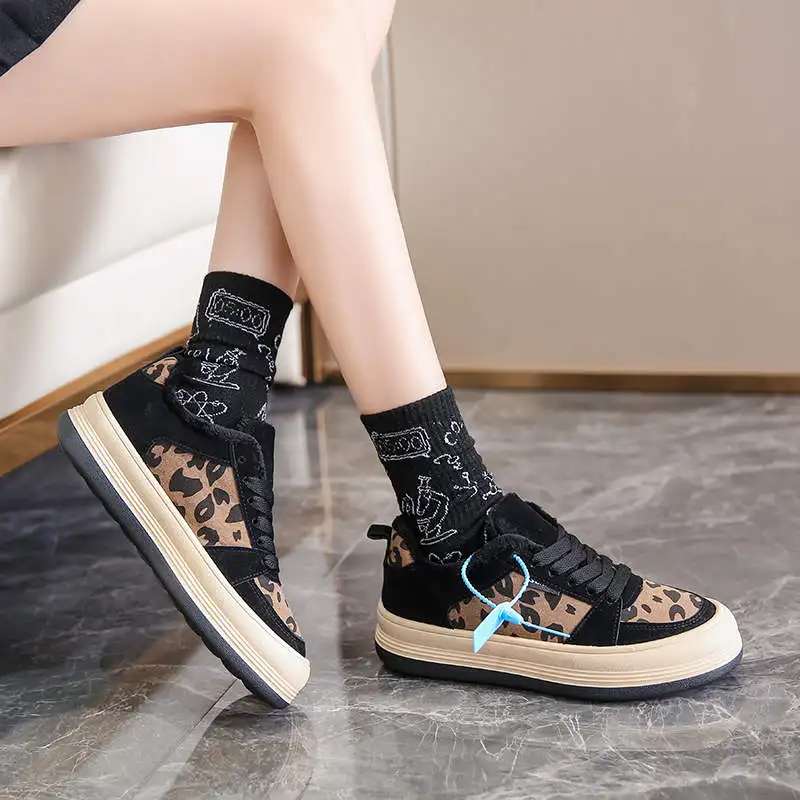 

High-Cut Women Sport Sneakers Shock Absorbing Female Running Sneakers Tilting Women Sports Shoes Fashion Mesh Sneakers Tennis