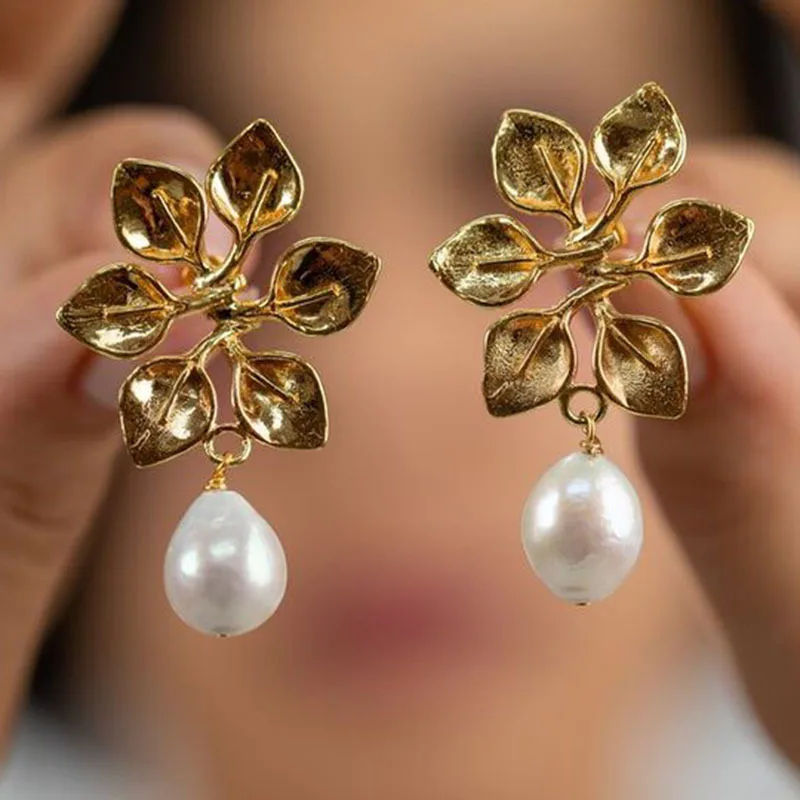 Женские серьги-подвески с искусственным жемчугом