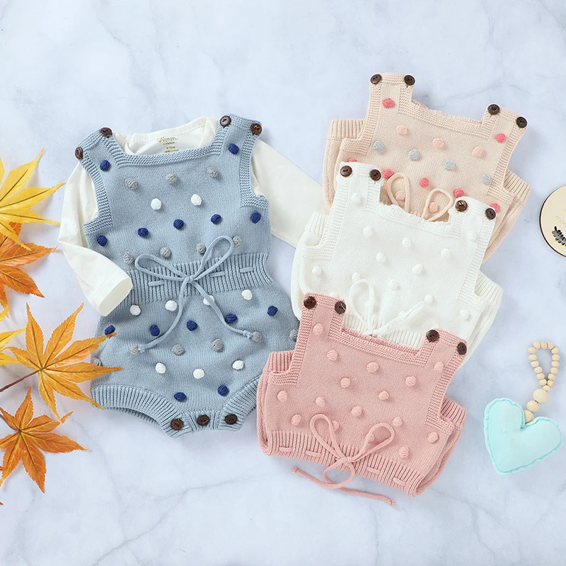 

Детский трикотажный комбинезон без рукавов, в горошек