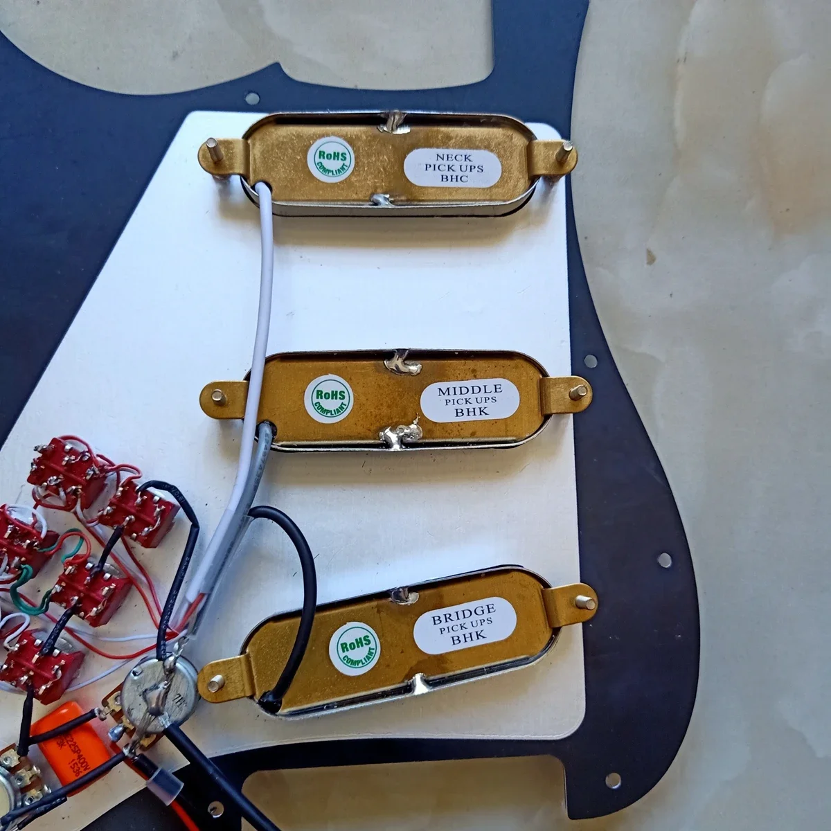 Custom Loaded ST Pickguard London Vintage Mini Tri-Sonic Chrome Pickups 6 Single Cut Switch 1 комплект жгутов проводов для