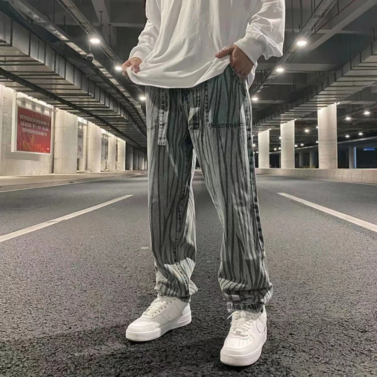 Men's Jeans Dark Irregular Vertical Stripes Zebra Print Casual Loose Jeans Men's and Women's Pants Y2k Pants Ins Hot Sale Casual
