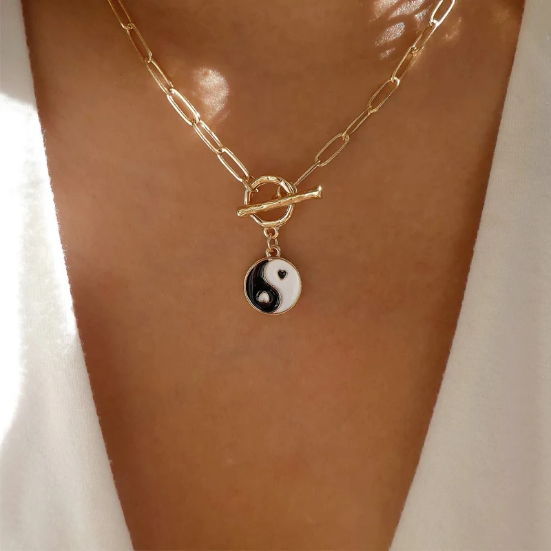 

New Vintage Gossip Tai Chi Choker Necklace for Woman Simple Yin Yang Gossip Necklaces Girls Fashion Jewelry Necklaces for Women