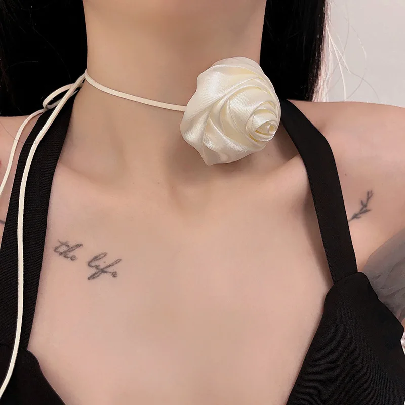 

2023 New Handmade Silk Rose Choker Necklace For Women Girls Elegant Clavicle Chain Fashion Waist Chain Body Accessories Femme