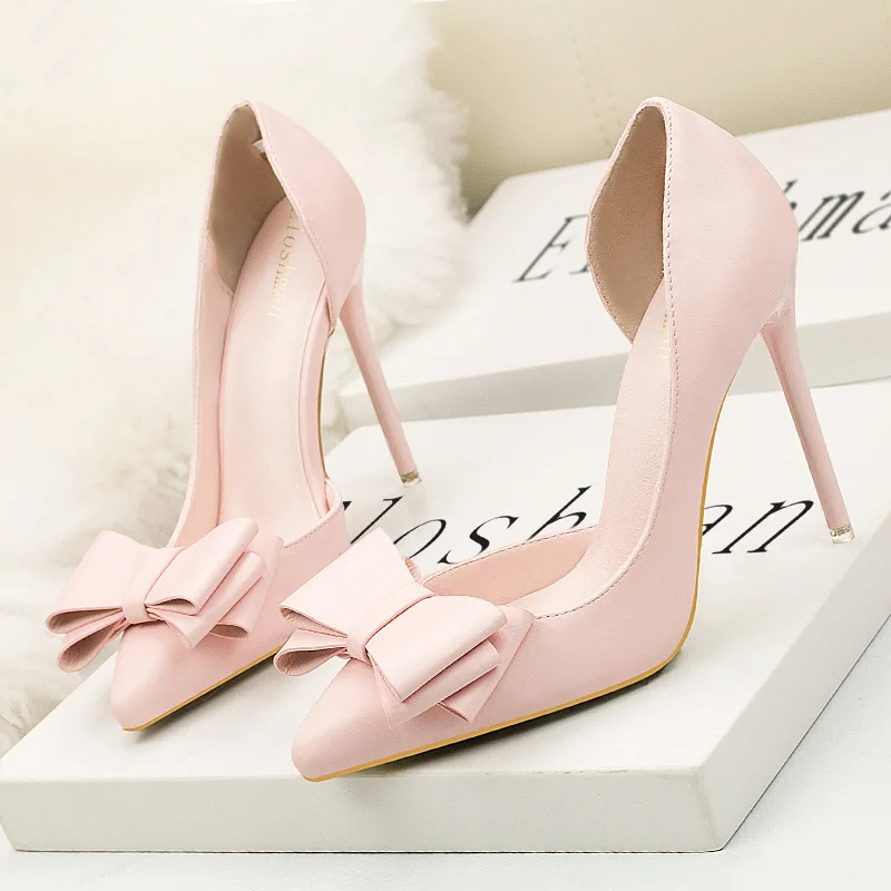 

Korean version of fashion delicate sweet bow high heels stiletto high heels shallow mouth pointed side hollow single shoes