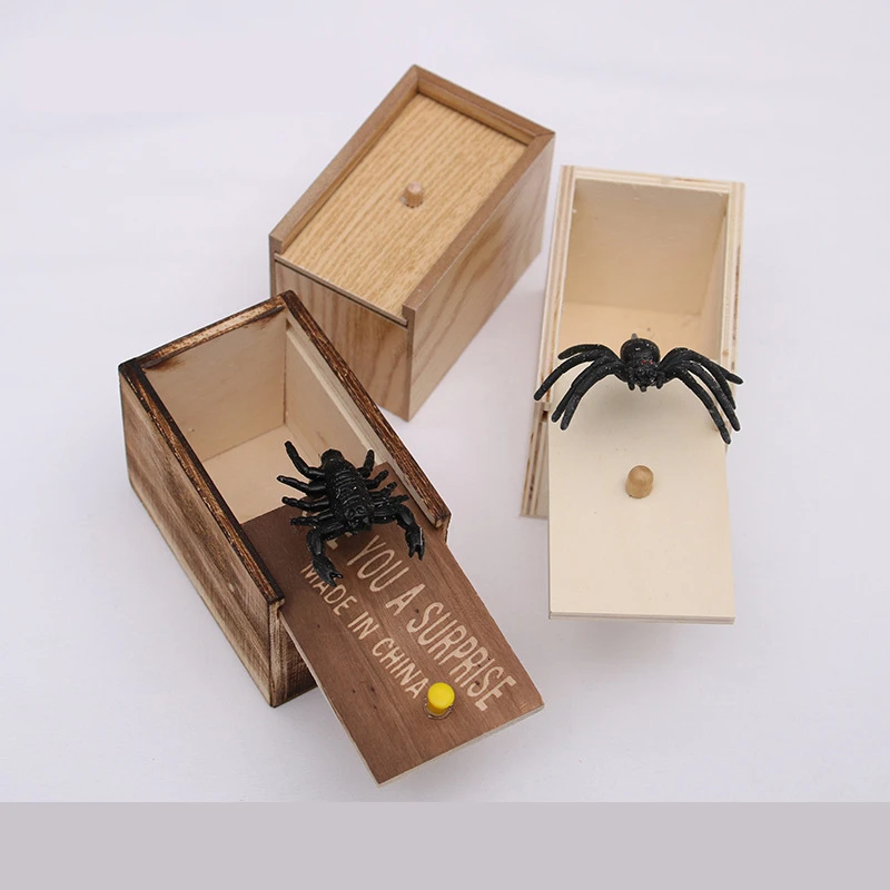 

Новинка забавная страшная Коробка Подарочный паук деревянные гаджеты розыгрыш креативная шутка сюрприз для детей и взрослых игрушка на Хэллоуин подарки