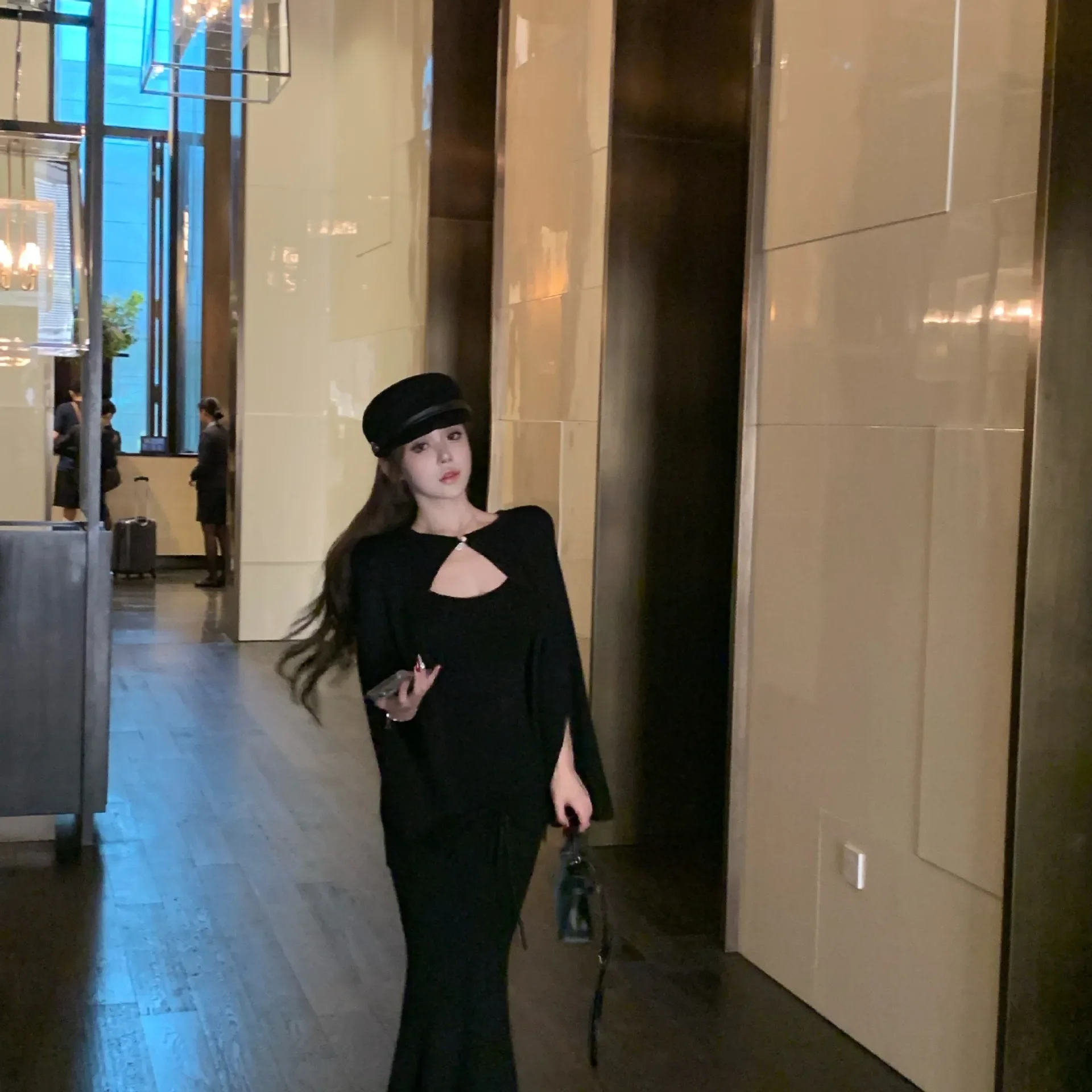 Новинка Осень 2024 женский костюм куртка белое платье-накидка с лунным светом