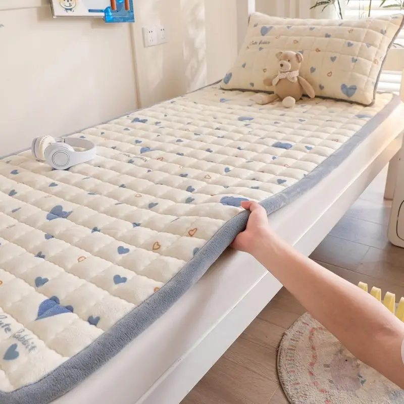 1 шт. мягкие наматрасники для домашнего общежития зимние теплые молочные