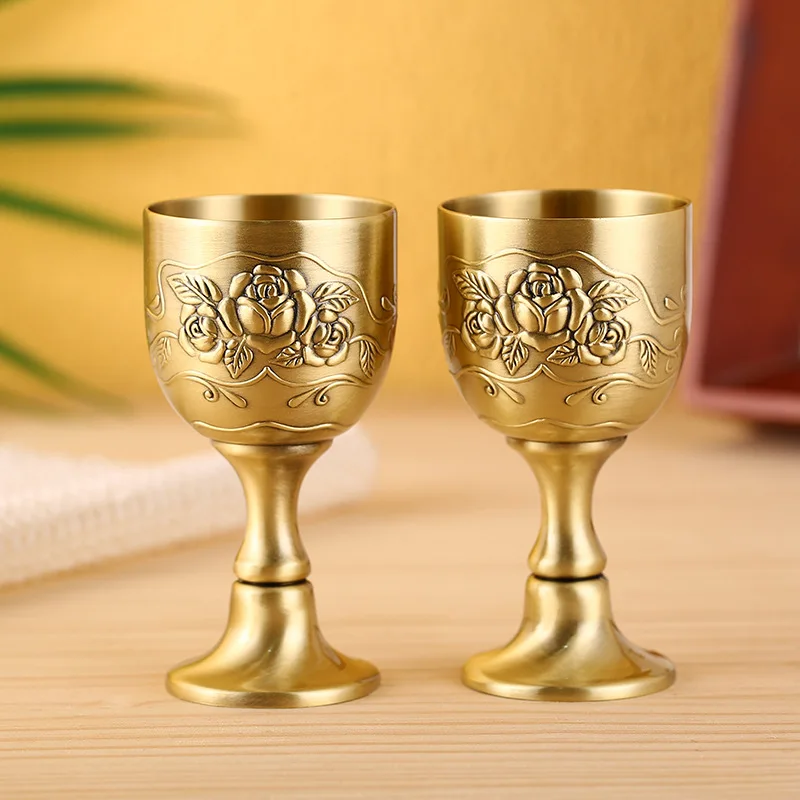 

1Pcs Handmade Wine Glass Metal Antique Bronze White Wine Cup Three-dimensional Relief Household Champagne Beer Drinking Goblet