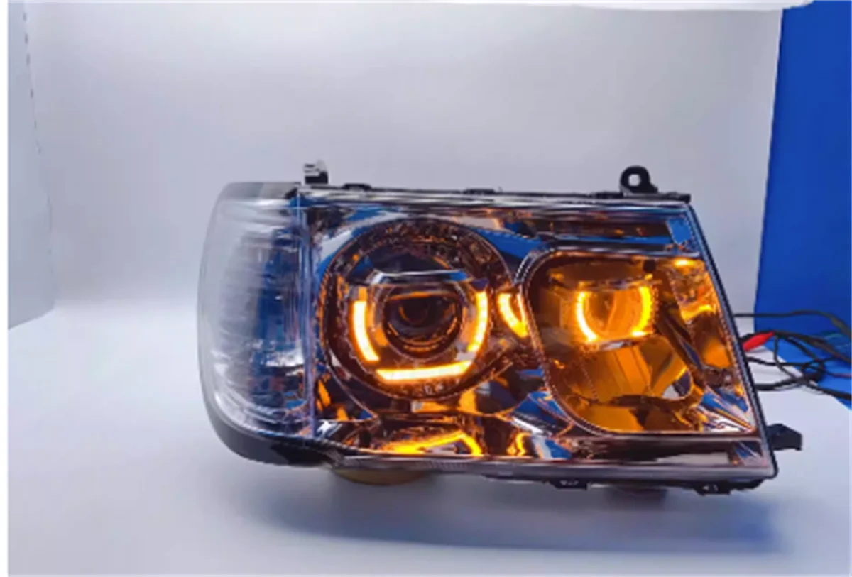 

Фара головного света для Toyota Land Cruiser 4700 DRL