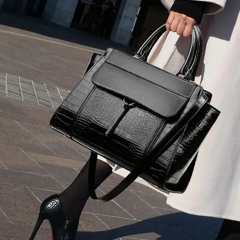 High Quality Ladies Black Shoulder Bag Large Capacity Women's Shoulder Strap Handbag Fashion Handbag Large Women Bags