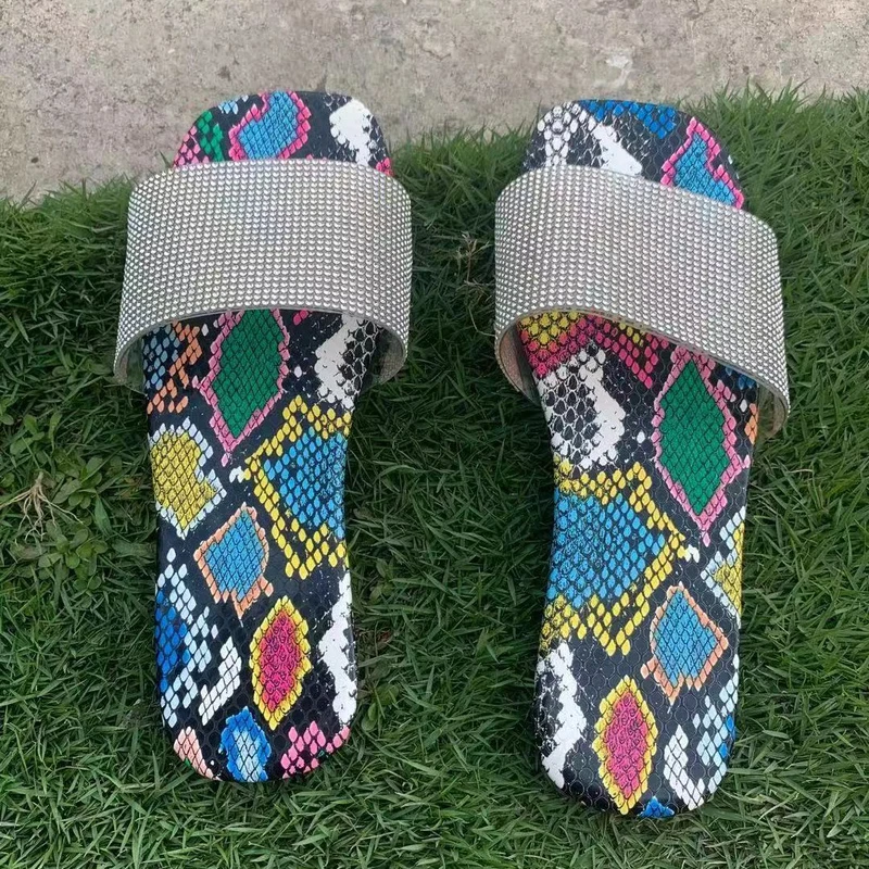 

Женские летние шлепанцы, новый дизайн 2022, пикантные пляжные сандалии с цепочкой, для улицы, женские сланцы
