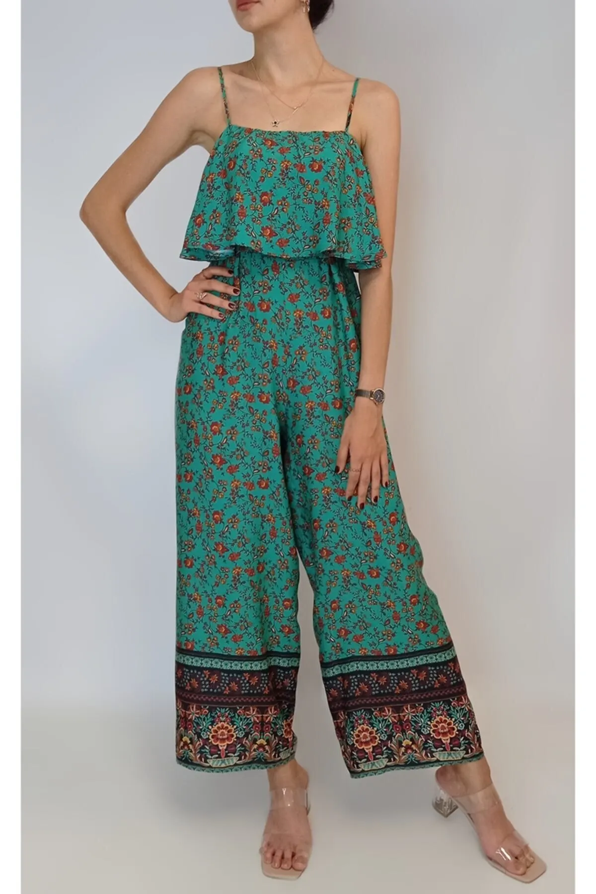 

Women's Overalls oil Green Strap Jumpsuit Hot Style Quality Fabric Sleeveless Baggy Trousers Casual Jumpsuit