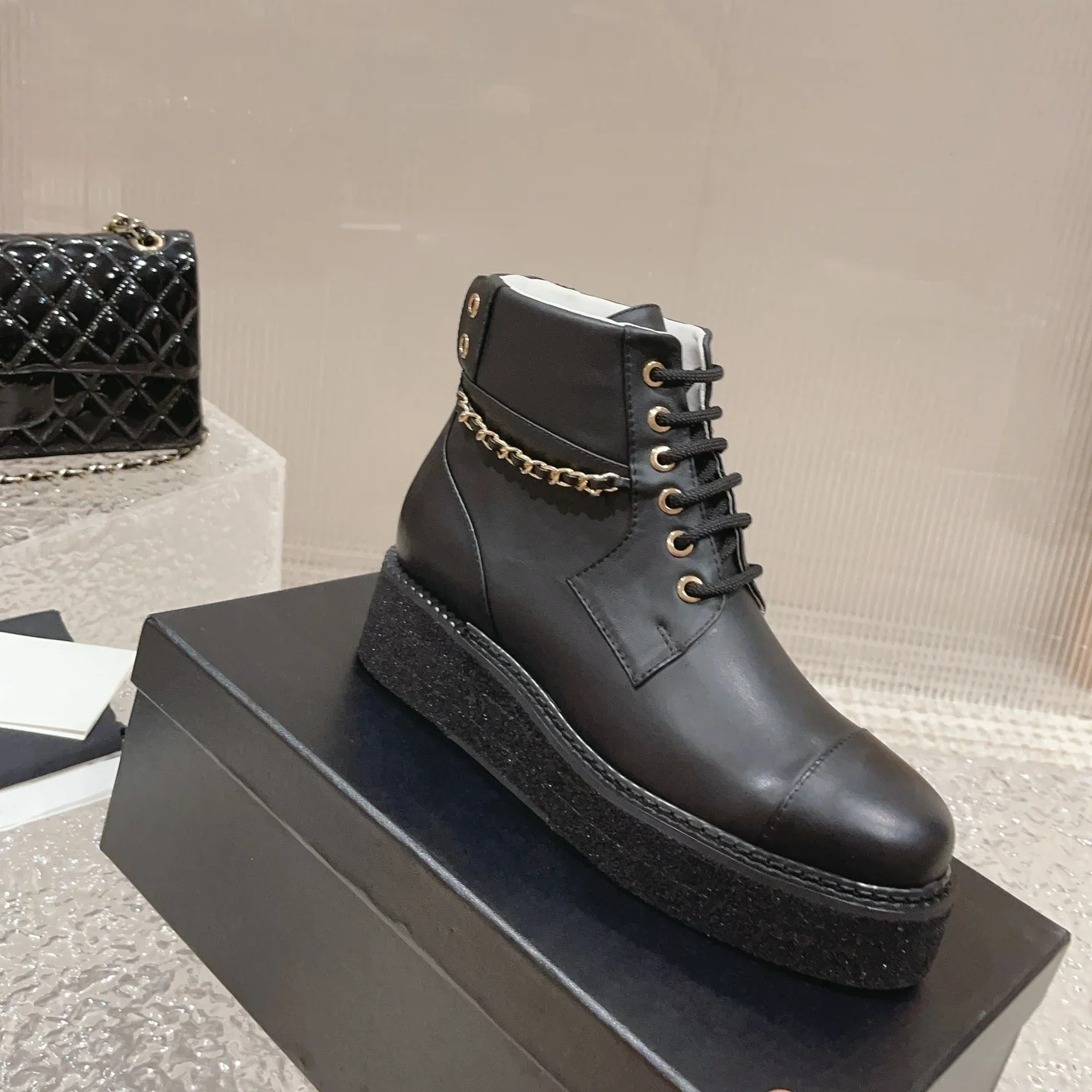 

New Shoes For Women Size34-41 Genuine Leather Boots Chain Flat Platform Ankle Boots Designer Shoes Round Toe Zapatillas Mujer