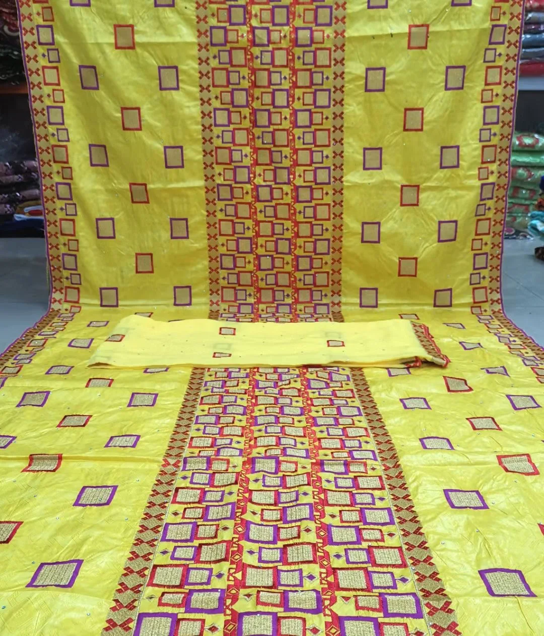 

2022 Latest Fashion African 5 +2 Yard Bazin Riche Fabric Swiss High Quality Brocade Cotton Lace Fabric For Women Evening Dress