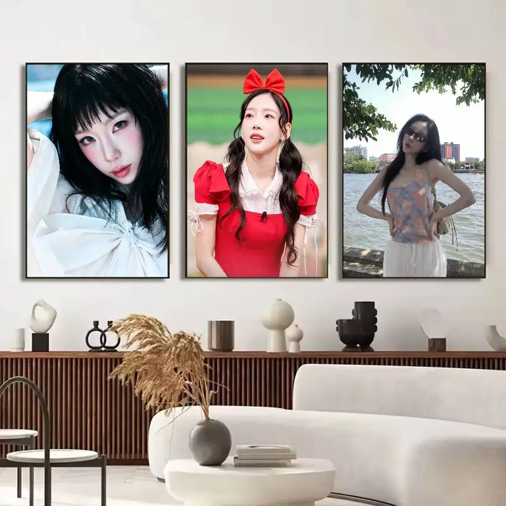 Фото Постер K-POP певицы Ким Т-Тэён, HD качество, настенный декор, ретро-постеры для дома, декор для комнаты, самоклеящиеся №2