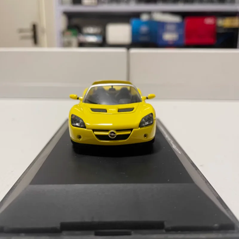 Фото (Массовый) Литой под давлением Schuco, масштаб 1:43, OPEL Speedster 2001, модель автомобиля из сплава, коллекция сувениров, праздничный подарок, статический дисплей №5