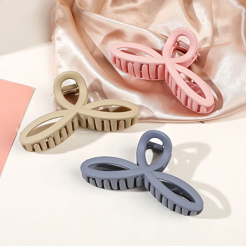 

11cm Large Acrylic Crab Claw Clip DIY Fashion Simple Headwear Hollow Out Rectangle Clover Bath Ponytail Clip Hair Accessories