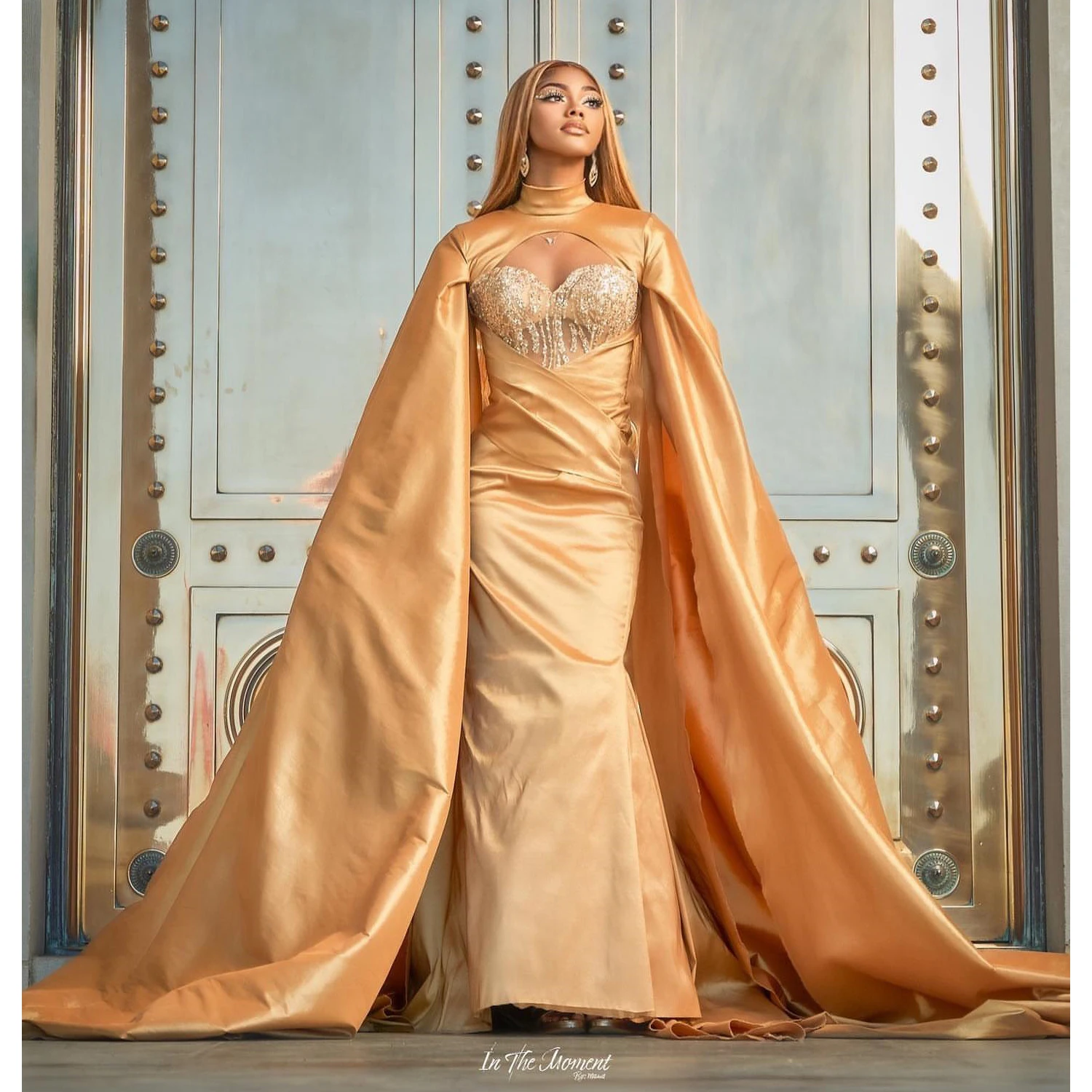 

Champagne Satin Mermaid Long Prom Dresses High Neck Long Cape Formal Dress Plus Size Women Evening Party Gowns Custom Made