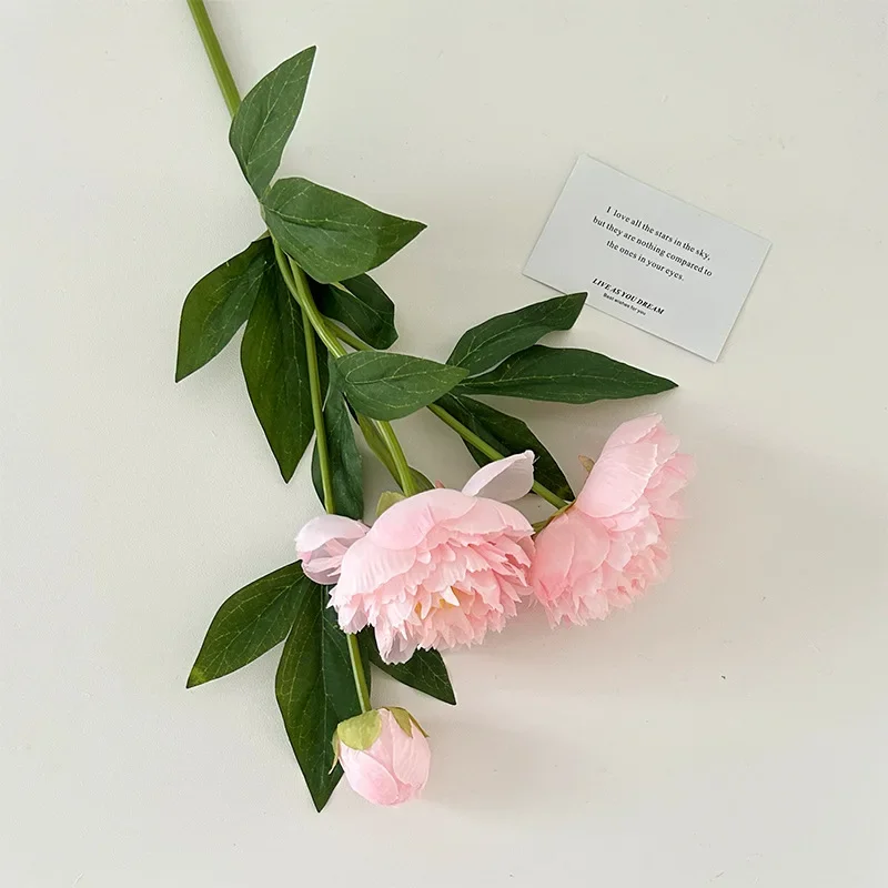 Искусственные шелковые пионы 3 штуки