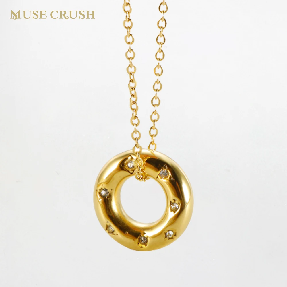 

Muse Crush Rhinestone Round Pendant Women's Necklace Gold Color O-shape Chain Girls New Fashion Stainless Steel Jewelry for Gift