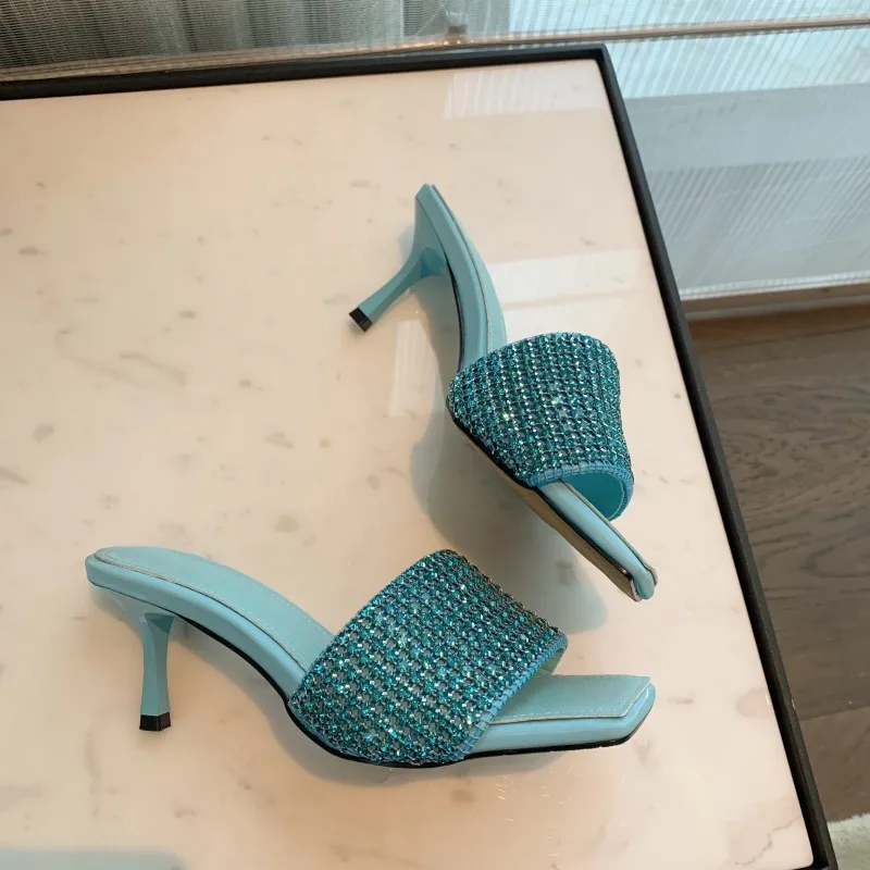 

Rubber Flip Flops Glitter Slides Female Shoes Slippers Casual Low Women Heels Hawaiian Jelly 2022 Luxury High Thin Rome Fashion