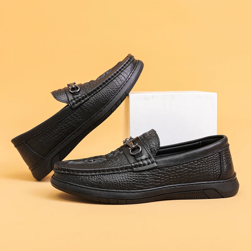 

Black Moccasins Shoes for Men Retro Classics Italian Fashion Men Gentleman Loafers Black Luxury Brand Male Business Shoes