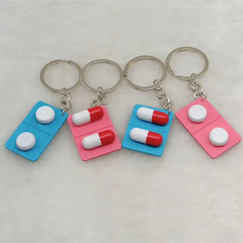 Деревянный брелок в виде капсулы для мужчин и женщин