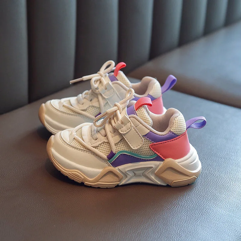 Рисунок 6 - Дышащие кроссовки для мальчиков