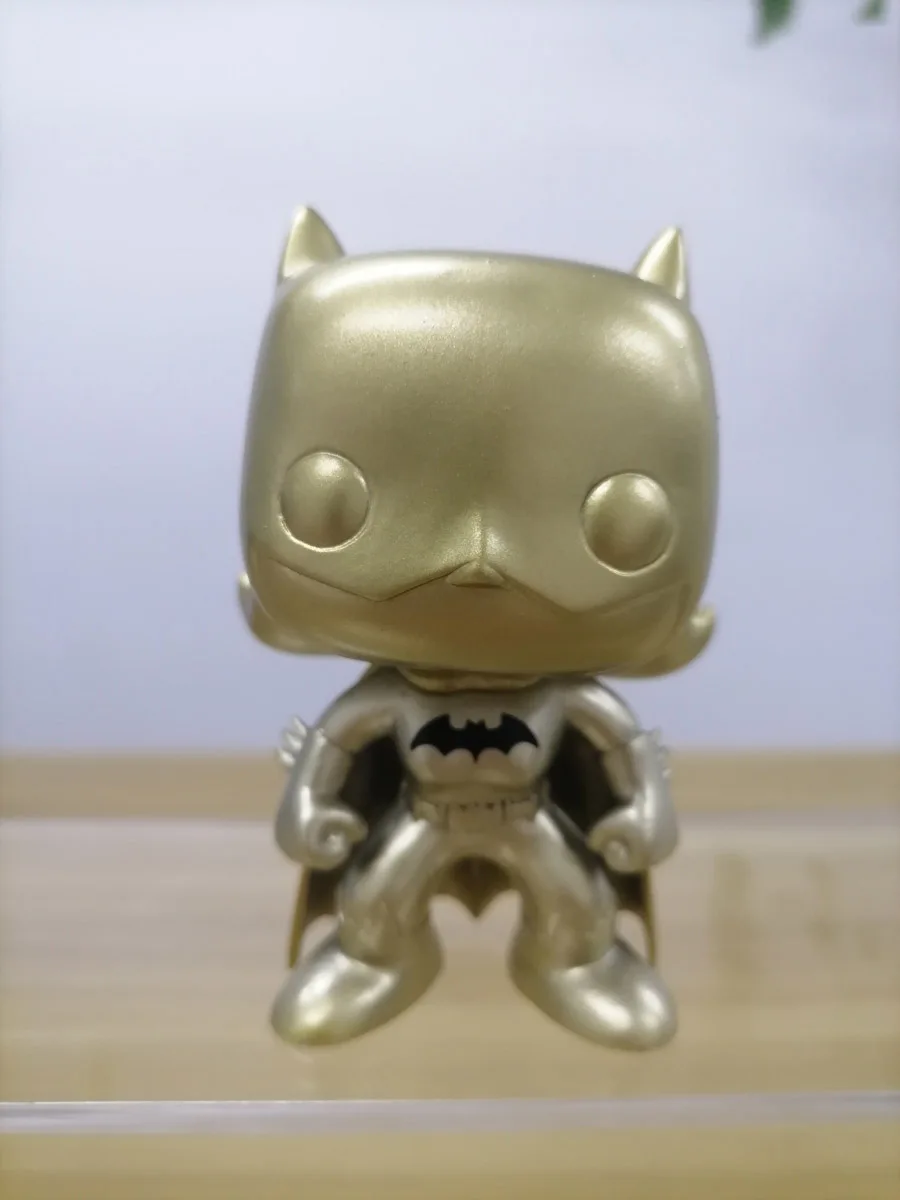 

Vinyl Figure Collection DC Comics Film Super Heroes Golden Batgirl Limited Edition Collection Figurine Ornaments Model Toy Gifts