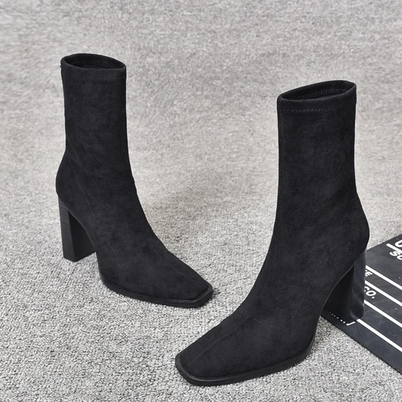 Женские зимние ботильоны на высоком каблуке ботинки челси новинка зимы 2025