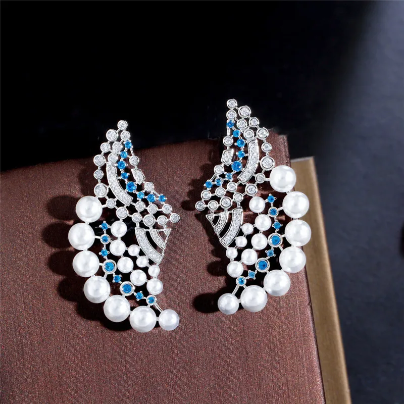 

Micro Pave Cubic Zirconia Fan Pearl Dangle Earrings for Women Statement Design Fashion Elegant Wedding Party Earings Jewelry
