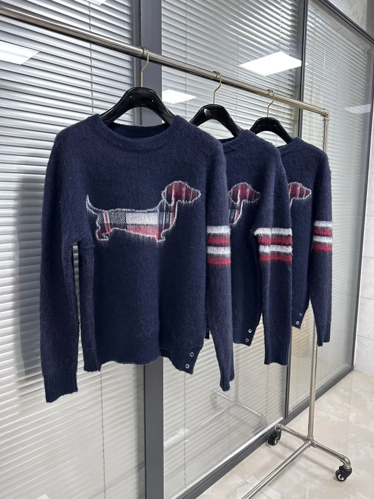 

TB THOM Sweater Autumn Crew Neck Men's And Women's Sweater Pullover Chest Dachshund Slim Four Stripes Mohair Causal Sweater