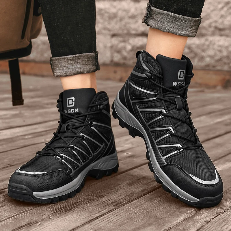 R. Xjian Couples Hiking Shoes Outdoor Walking Camping Fashionable Anti-Skid Breathable High Work Clothes Motorcycle Boots